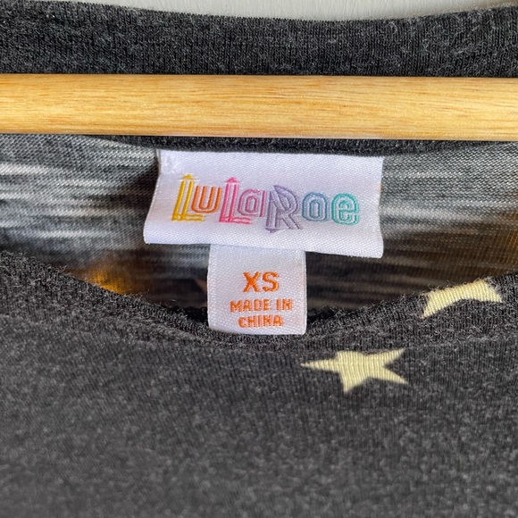 Women’s XS Top - Picture 2 of 3